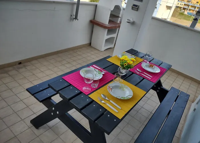 Апартаменты Selida Aquamarine House Васто