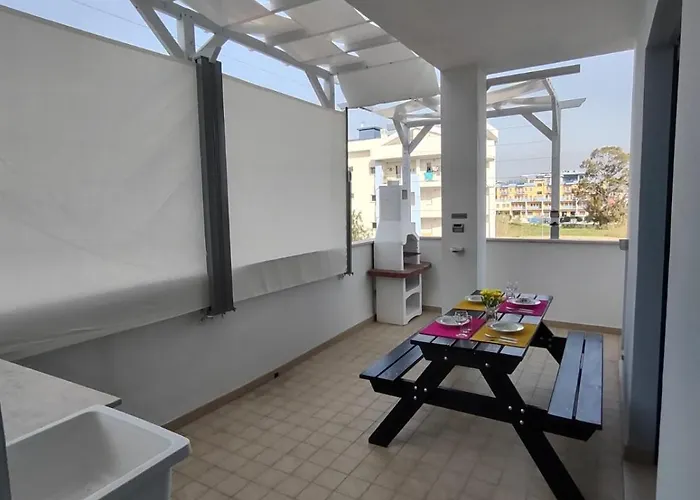 Selida Aquamarine House Apartment Vasto